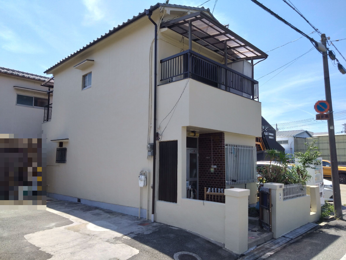 泉大津市の住宅の塗替え工事が完了しました。
